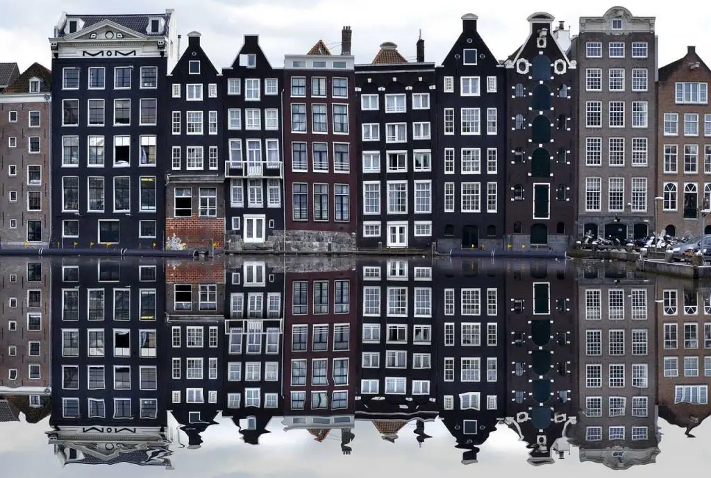 Amsterdam Houses