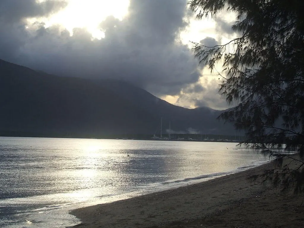 Sunrise at Cairns Esplanade