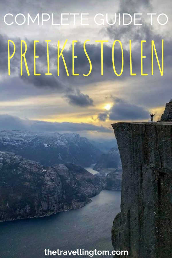 Hiking Preikestolen