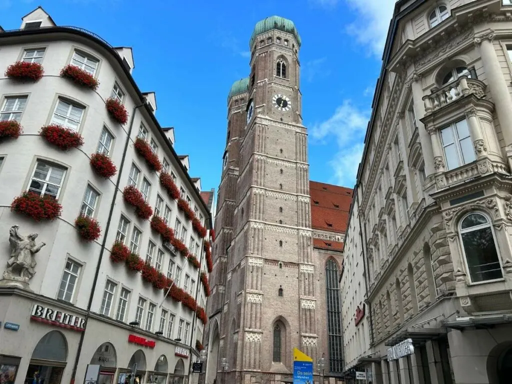 church in marienplatz