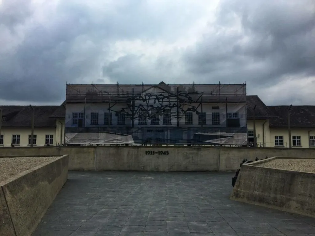 sculpture at dachau concentration camp