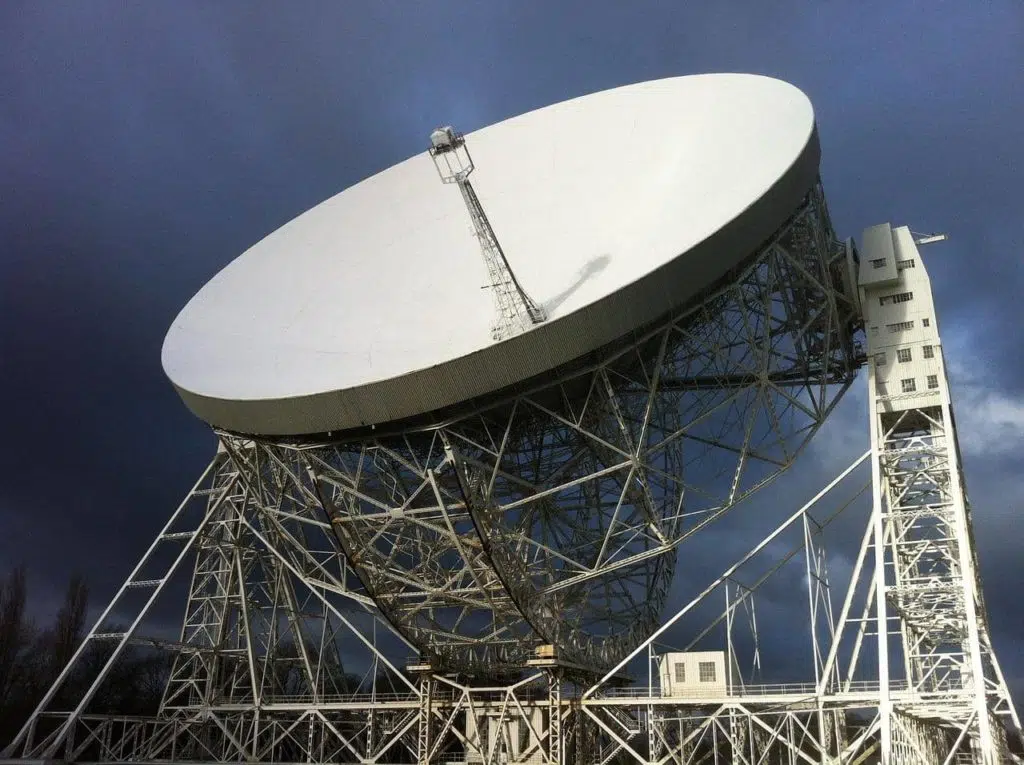 telescope at jodrell bank