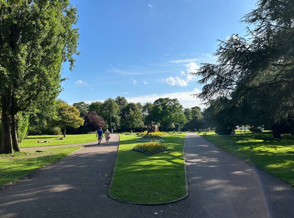 a sunny day in the centre of Grosvenor Park in Chester