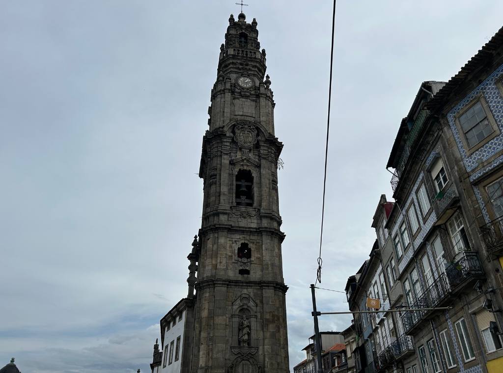 view of torre dos clerigos