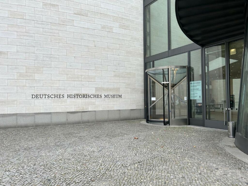 entrance to the Deutsches Historiches Museum