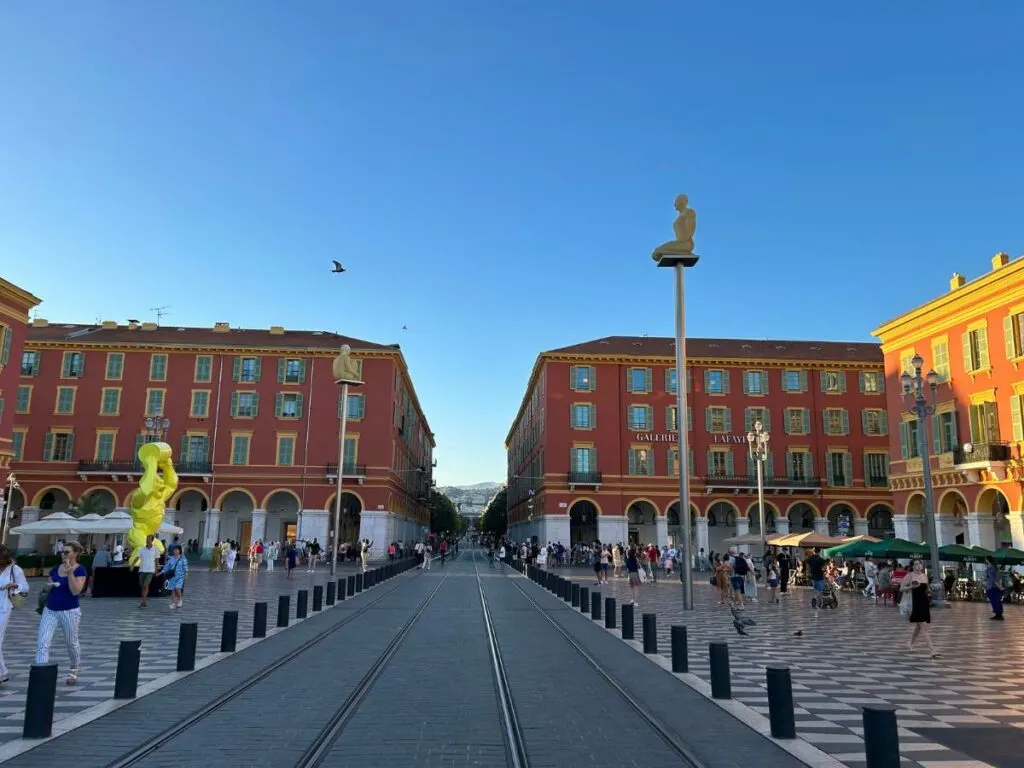 tram tracks in Nice