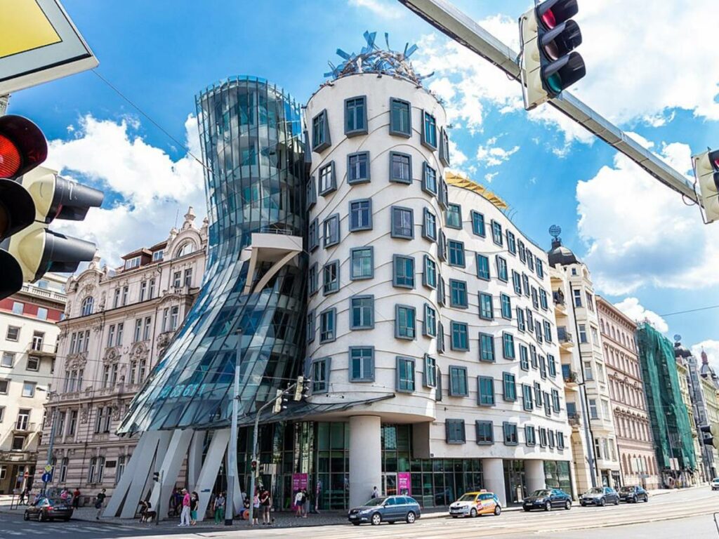 Dancing House in Prague, a building with modernist architecture